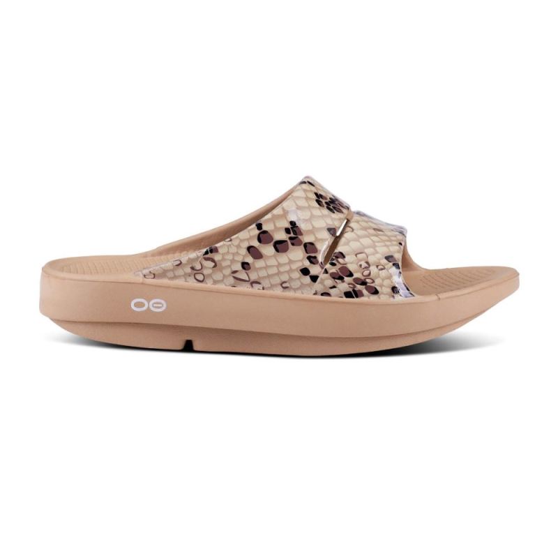 Oofos Women's OOahh Luxe Slide Sandal - Desert Snake tbReXRve