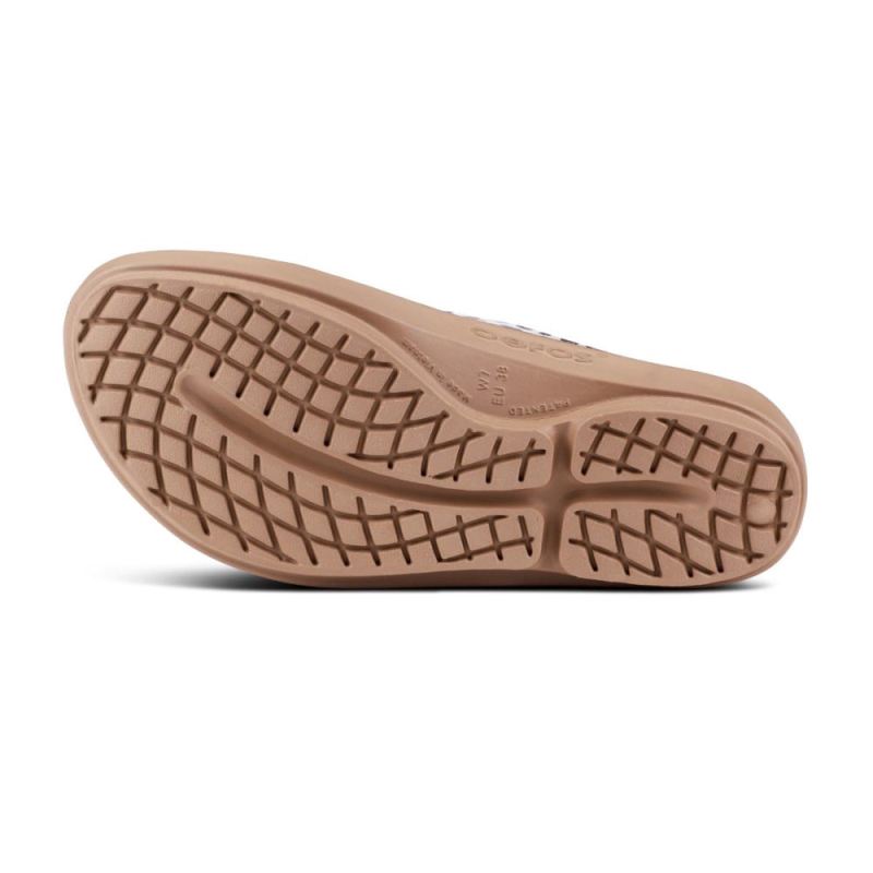 Oofos Women's OOlala Limited Sandal - Leopard Flora B1h9SqDL