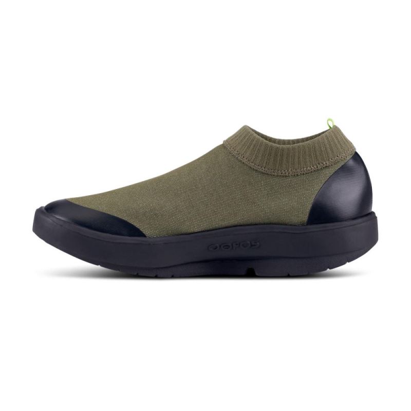 Oofos Men's OOmg eeZee Mid Shoe - Black & Green e9X2RlGa
