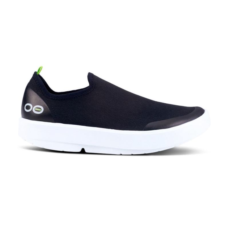 Oofos Women's OOmg eeZee Low Shoe - White Black Wpn9wG9p