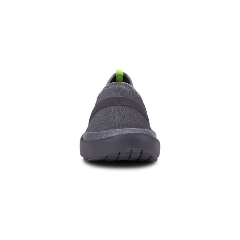 Oofos Women's OOmg Fibre Low Shoe - Black Gray jhAlYbMk