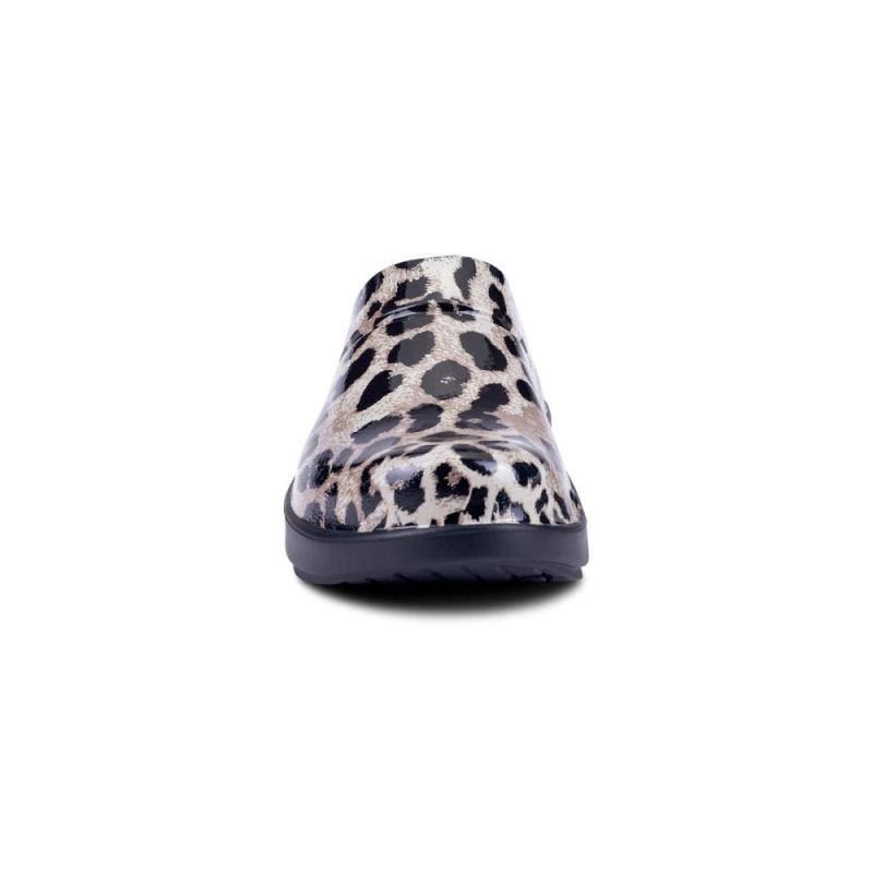 Oofos Women's OOcloog Limited Edition Clog - Cheetah 6LNgXV9o
