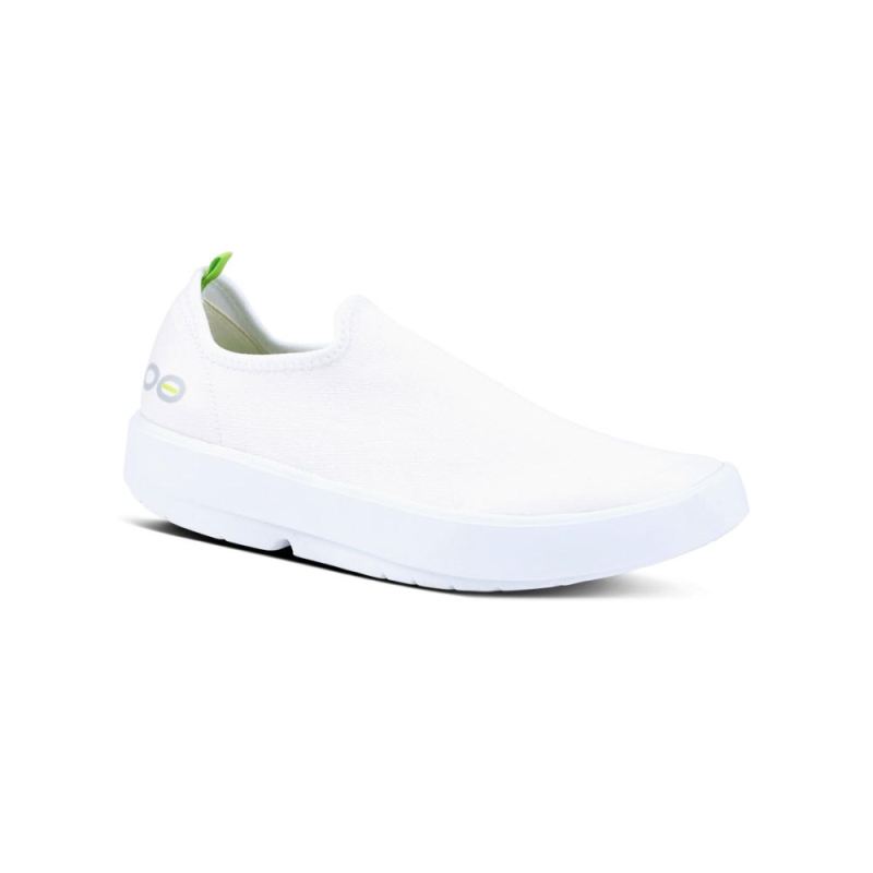 Oofos Women's OOmg eeZee Low Shoe - White