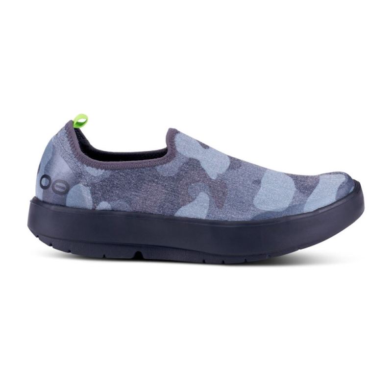Oofos Women's OOmg eeZee Low Shoe - Black Camo dSA36nlA