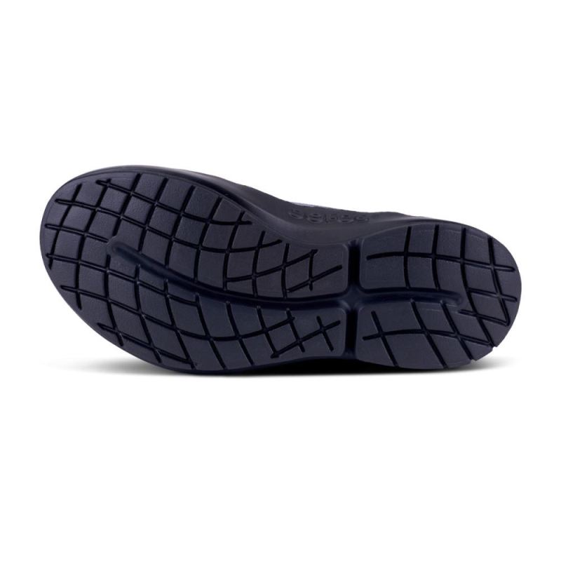 Oofos Women's OOmg eeZee Low Shoe - Black Camo dSA36nlA