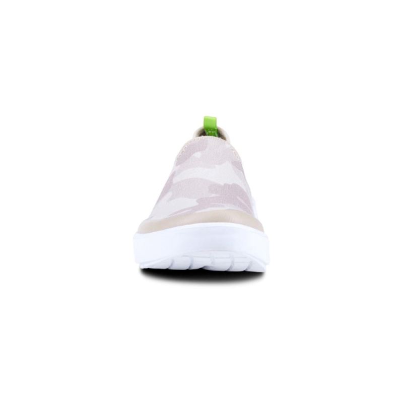 Oofos Women's OOmg eeZee Low Shoe - Tan Camo 6fhXYv3n