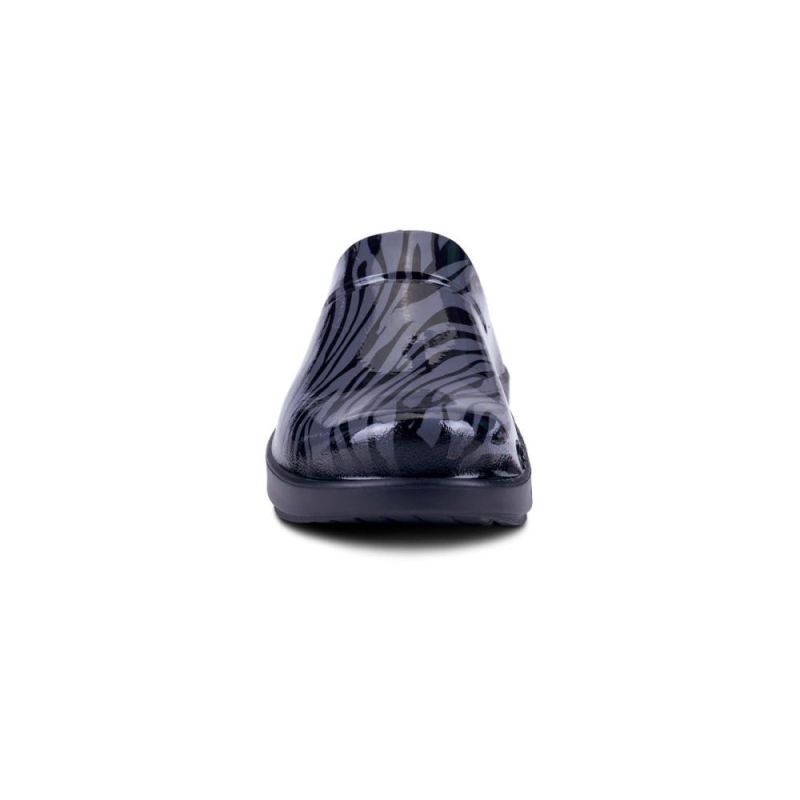 Oofos Women's OOcloog Limited Edition Clog - Gray Zebra vLWanOFu