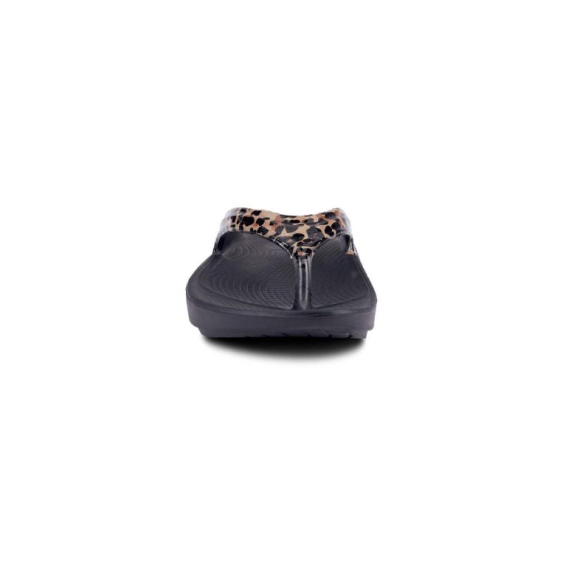 Oofos Women's OOlala Limited Sandal - Leopard 0C21BmP9