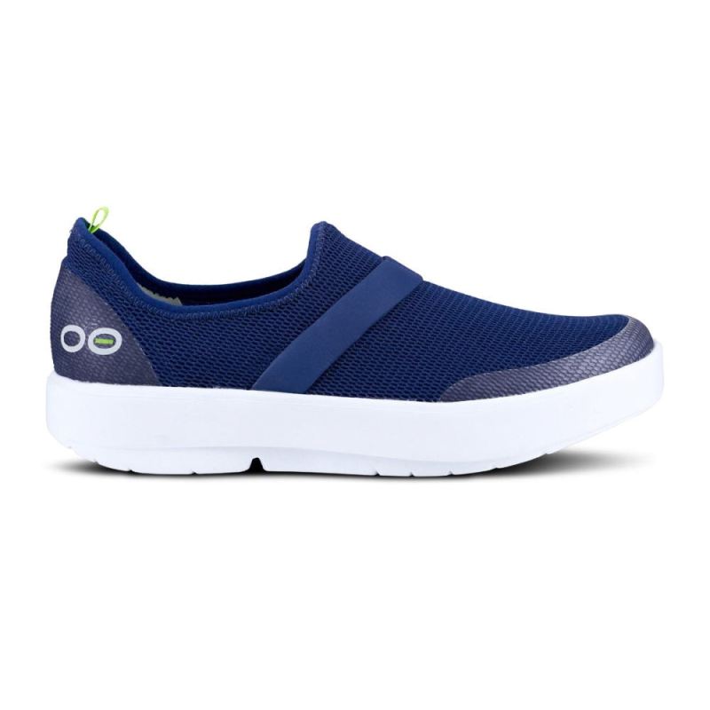 Oofos Women's OOmg Low Shoe - White Navy o9IIvvKn