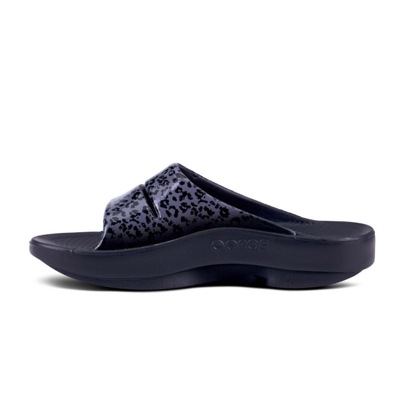 Oofos Women's OOahh Luxe Slide Sandal - Gray Leopard o6gFwOSx